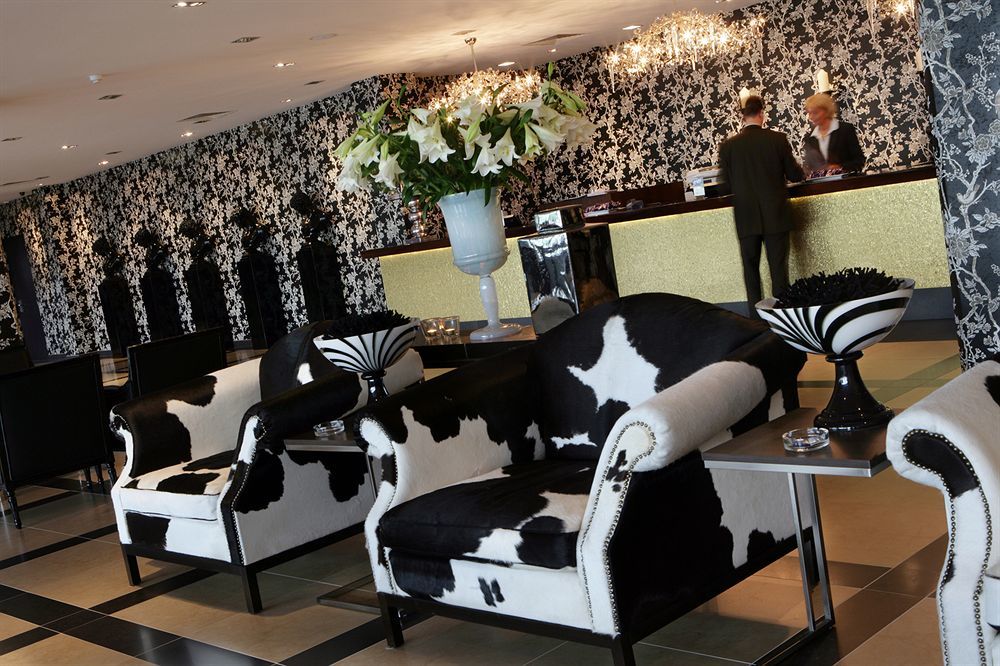Van Der Valk Hotel Den Haag 누트도프 외부 사진